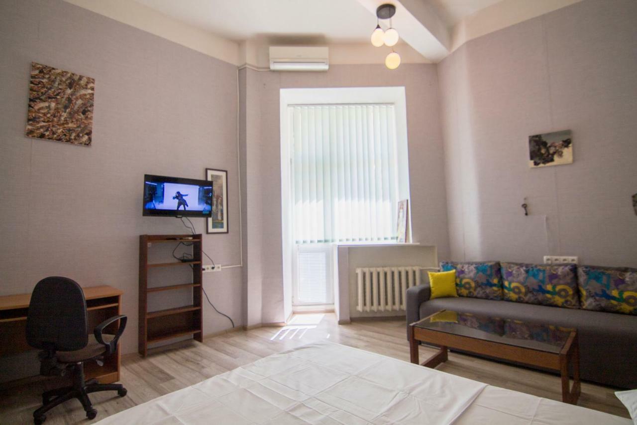 Apartment Art In Maidan
